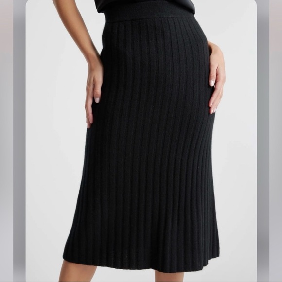 Quince Dresses & Skirts - Quince Mongolian Cashmere Midi Skirt